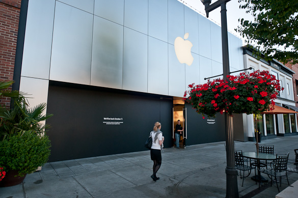 Seattle-UV-Apple-Store-s-7989.jpg