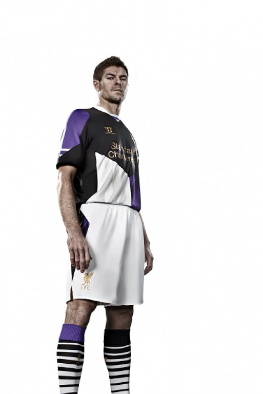 gerrard400_51d4a3785eafe098399525_513X768.jpg