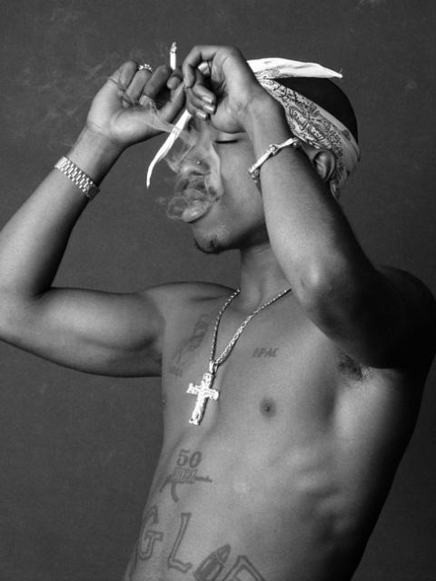 2-pac-2.jpg