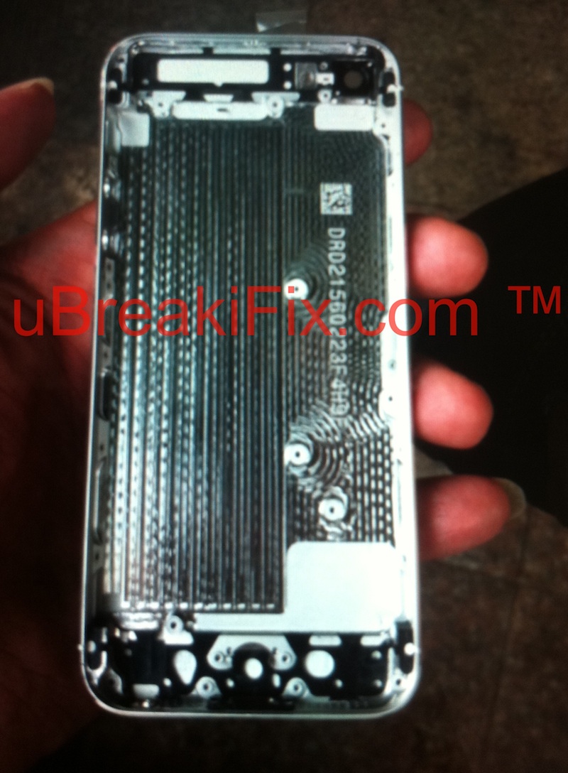 iphone_5_rear_shell_white_2.jpg