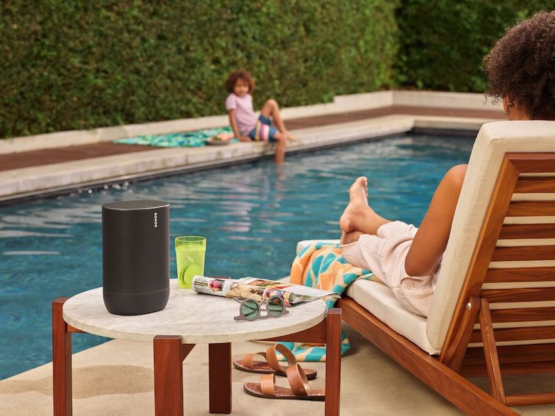 sonos-move-pool.jpg