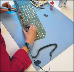 793Stat-Desk-Guard.jpg