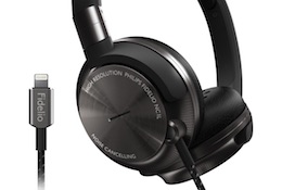 Philips-Lightning.jpg