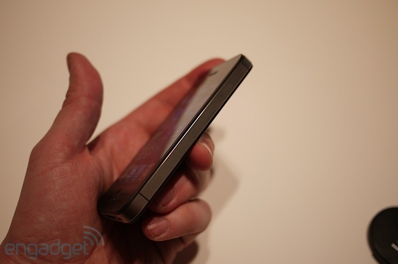 vzwiphone19.jpg