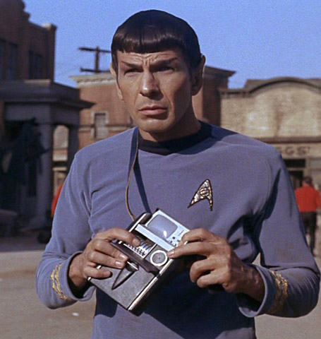 tricorder-spock1.jpg