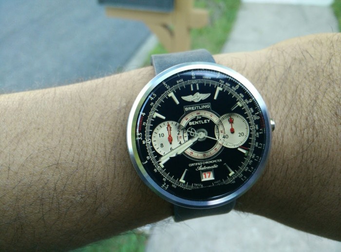 moto-360-breitling-bentley-700x518.jpg