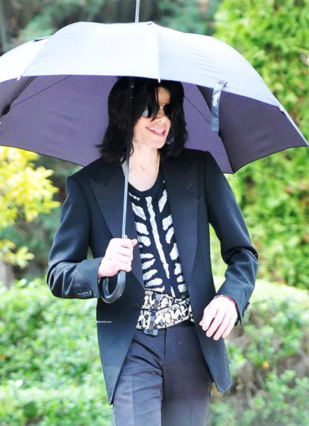 michaeljacksonbalmain-150409.jpg