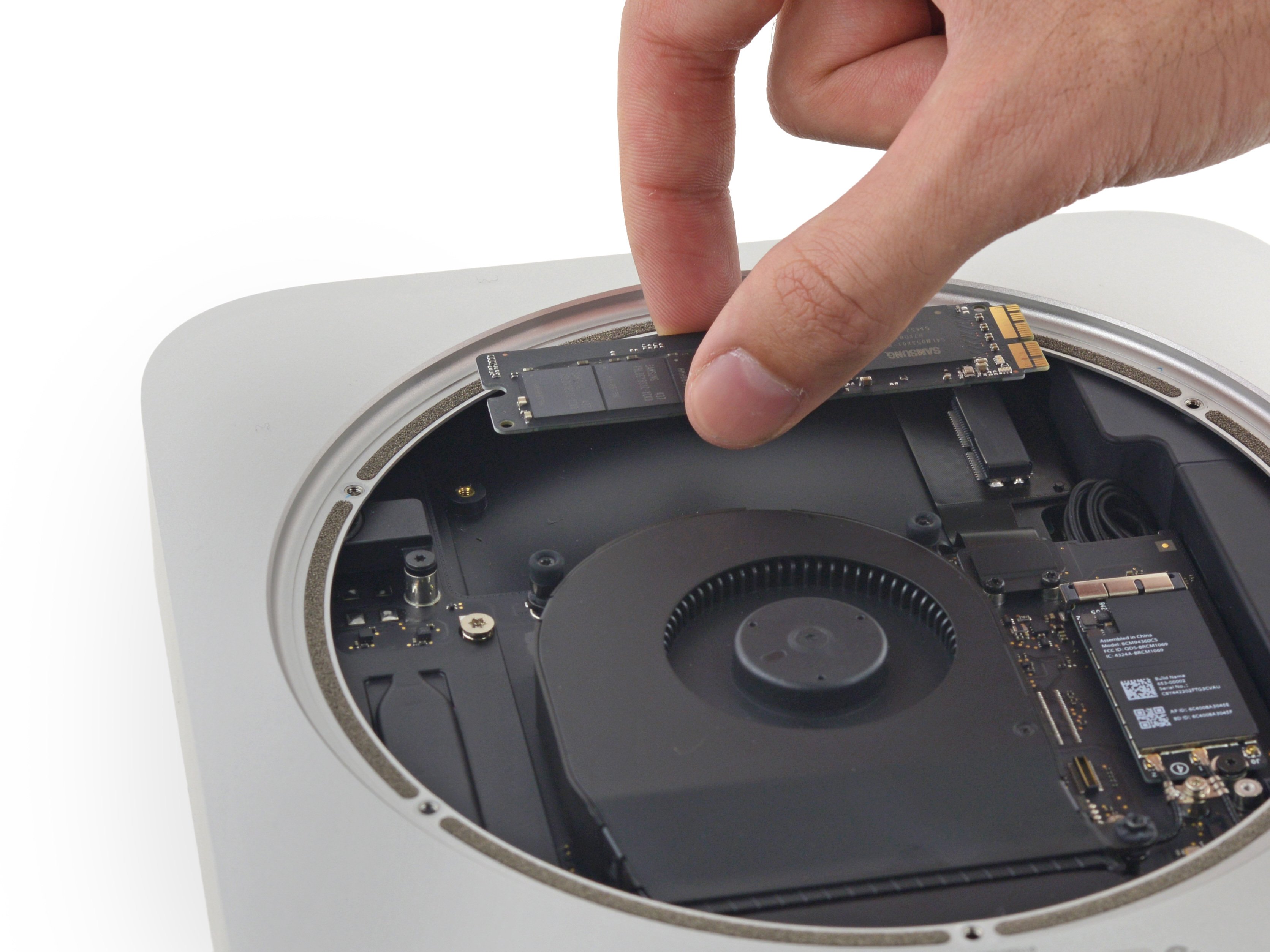 www.ifixit.com