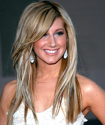 ashley-tisdale-400-021507.jpg
