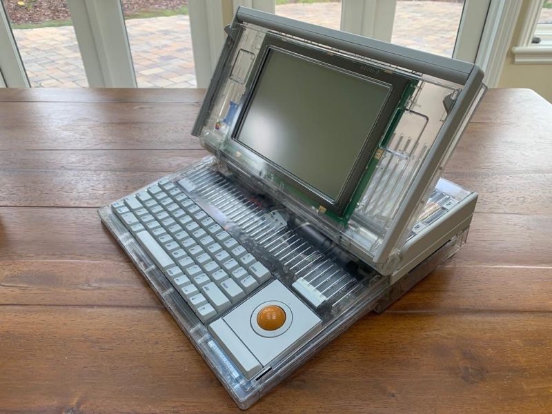 macintoshportableprototype1-800x600.jpg