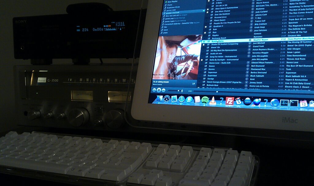imac-G4-spotify.jpg