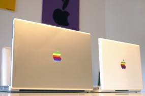 macbook2rainbow130207.jpg