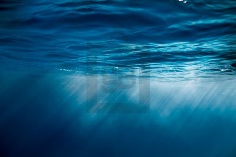 water_rays.jpg