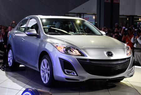 01_mazda3_live_la_opt.jpg