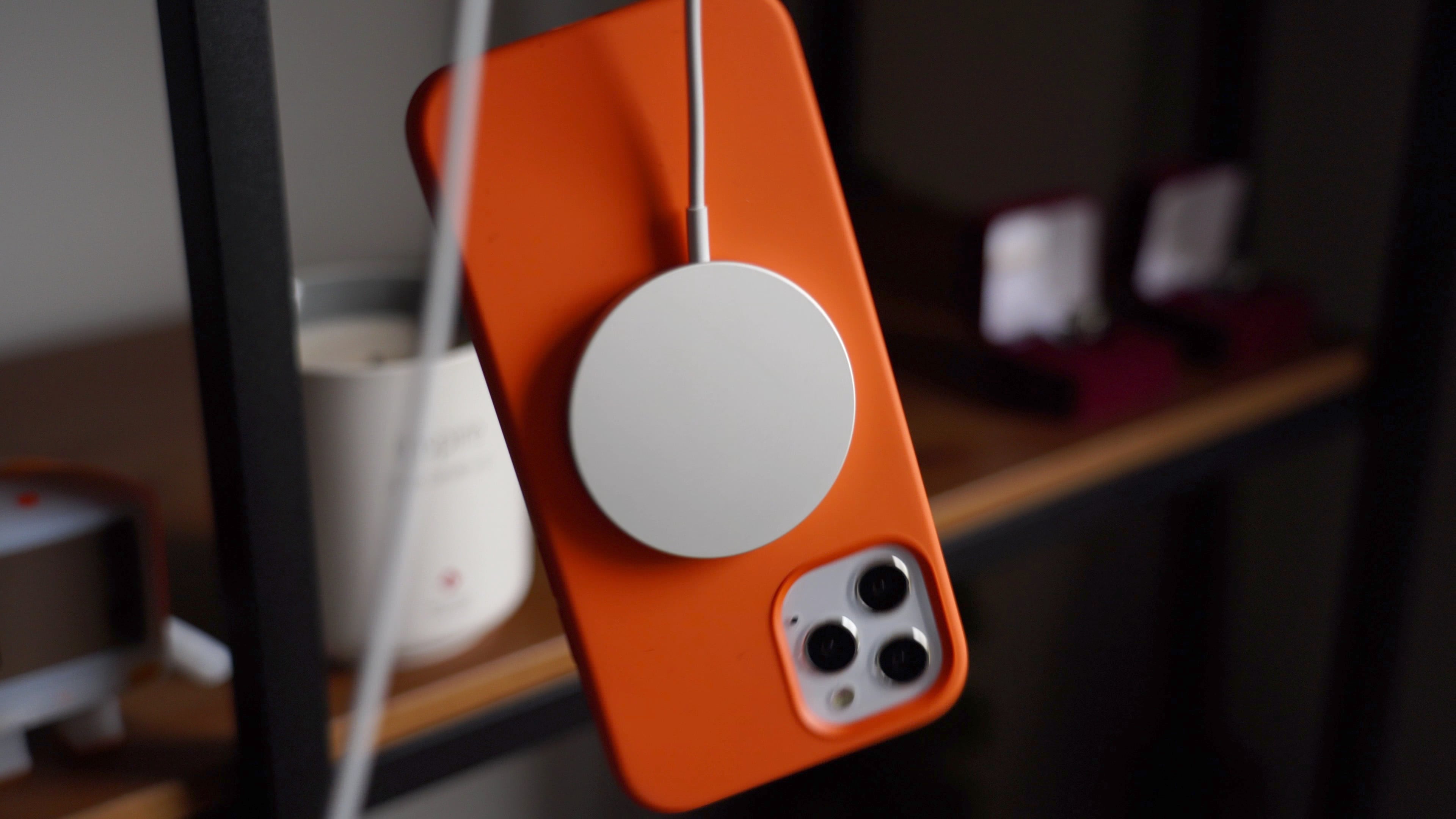 Hands On With Apple S Iphone 12 And 12 Pro Magsafe Cases Macrumors Forums