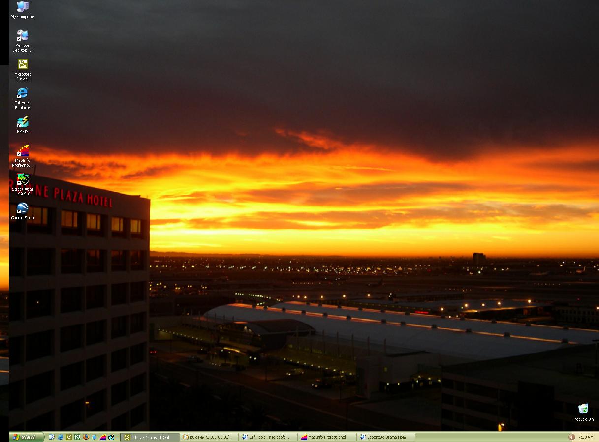 desktop8-05.jpg