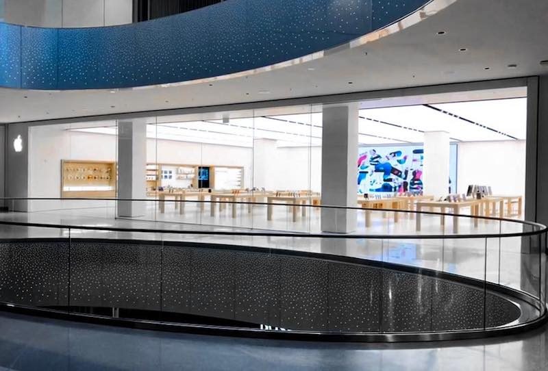 apple-beverly-center-800x542.jpg