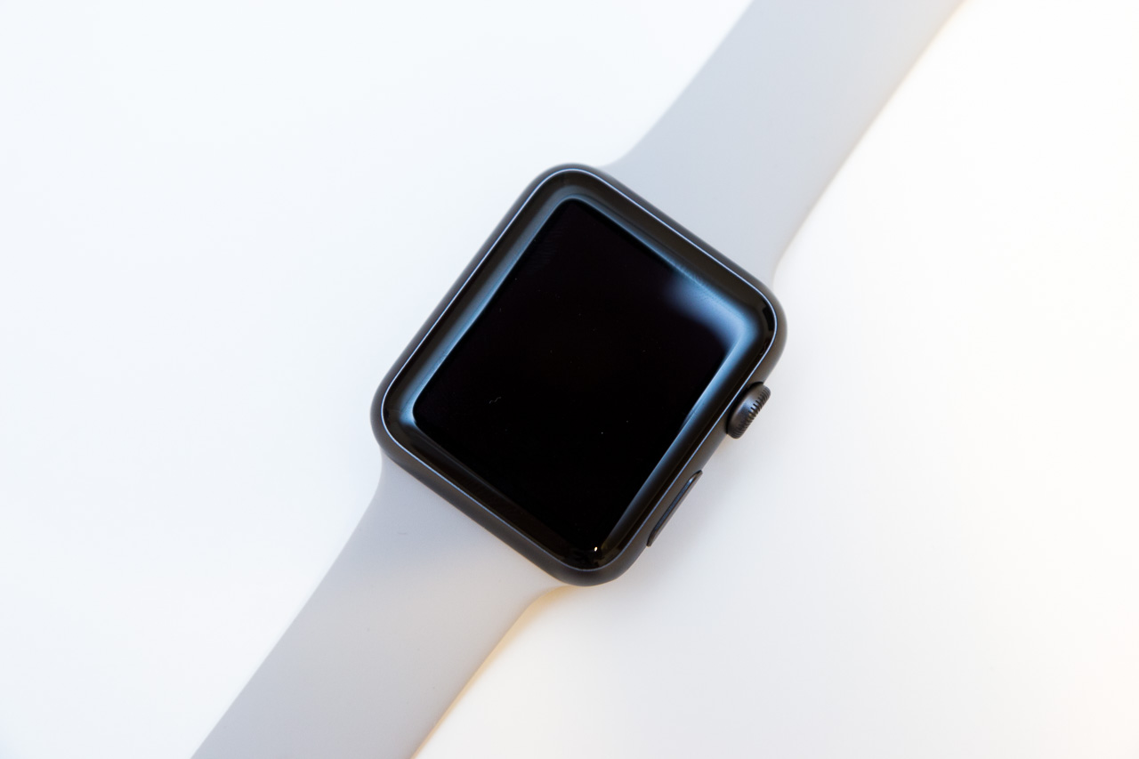 spigen milanese loop