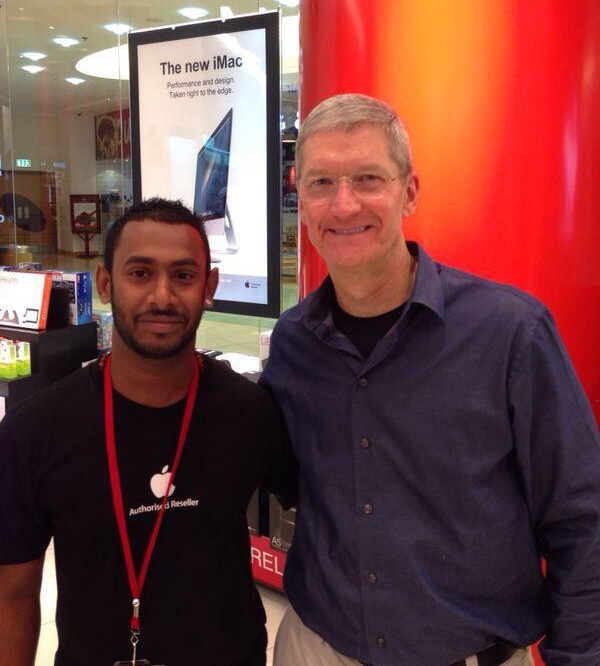 tim_cook_abu_dhabi.jpg