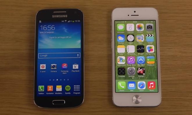 s4-mini-vs-iphone-131010.jpg