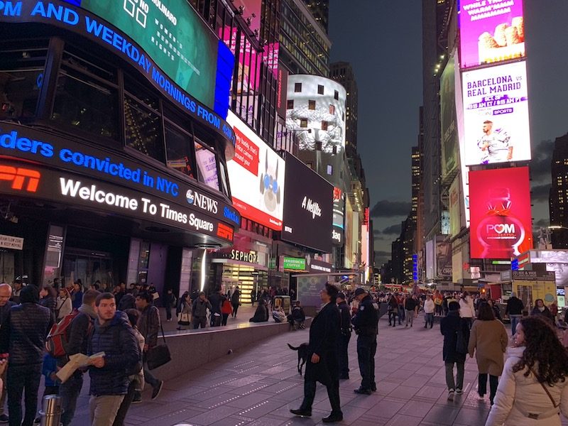 iphone-xr-photo-4-800x600.jpg