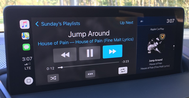 acura_rdx_carplay_music_both.jpg
