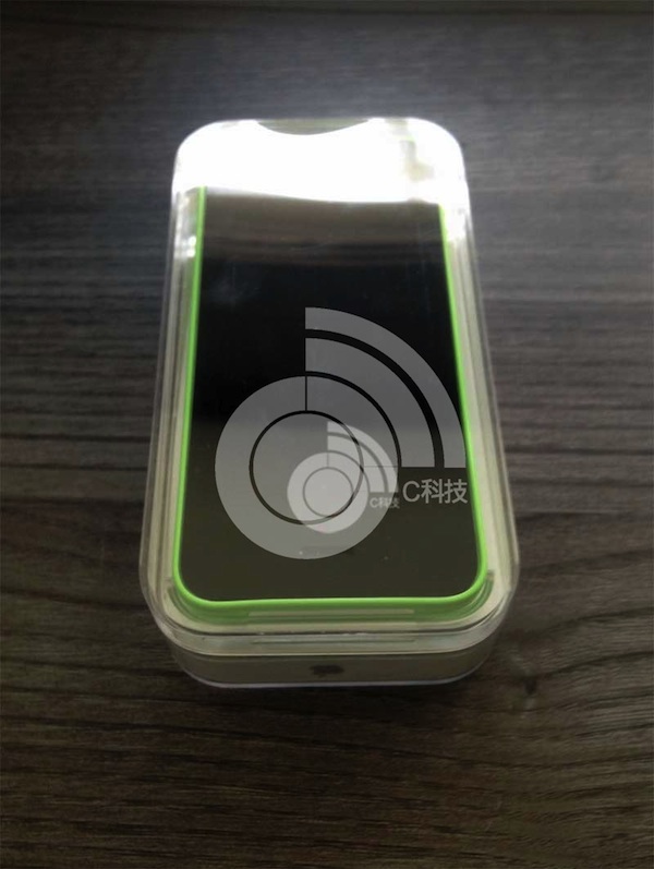 green_iphone_5c.jpg