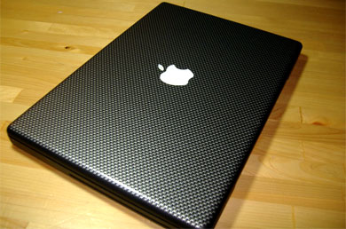 world-first-carbon-fiber-macbook-1.jpg