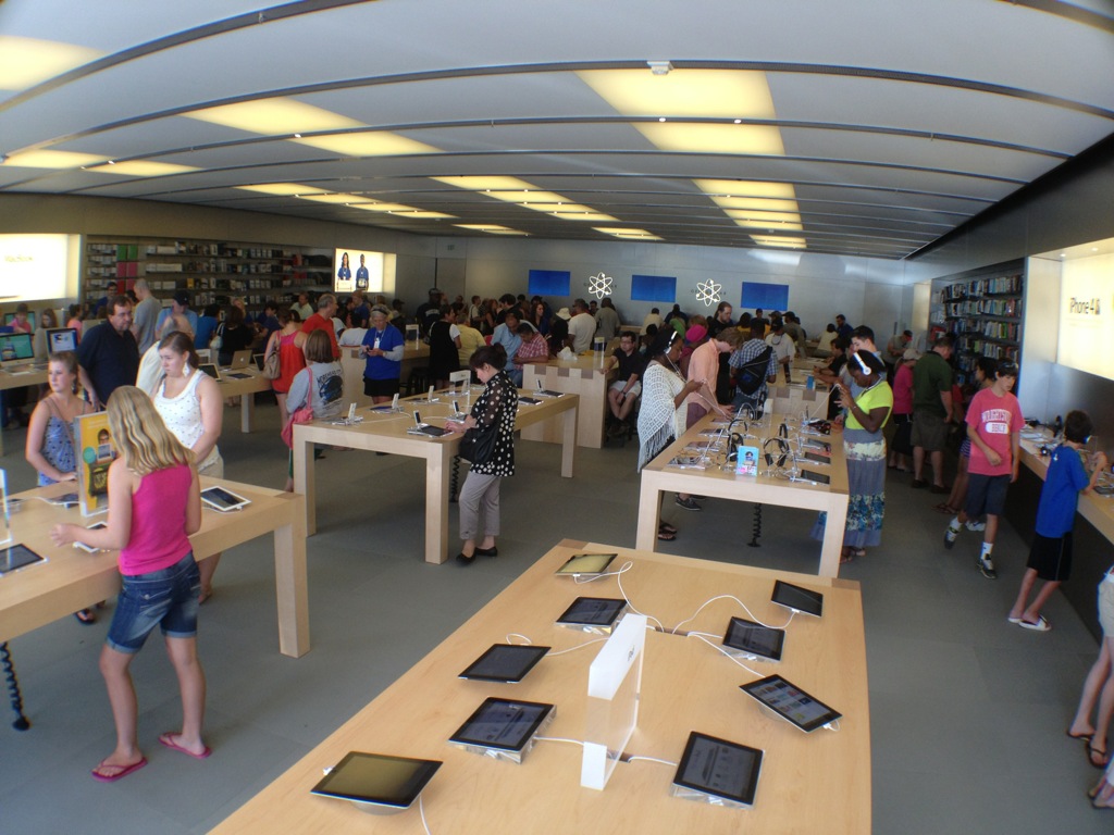 Apple Opening Three New Stores Next Saturday, Including First in Downtown  Miami - MacRumors