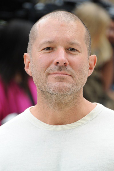 Jonathan%20Ive-SPX-056273.jpg