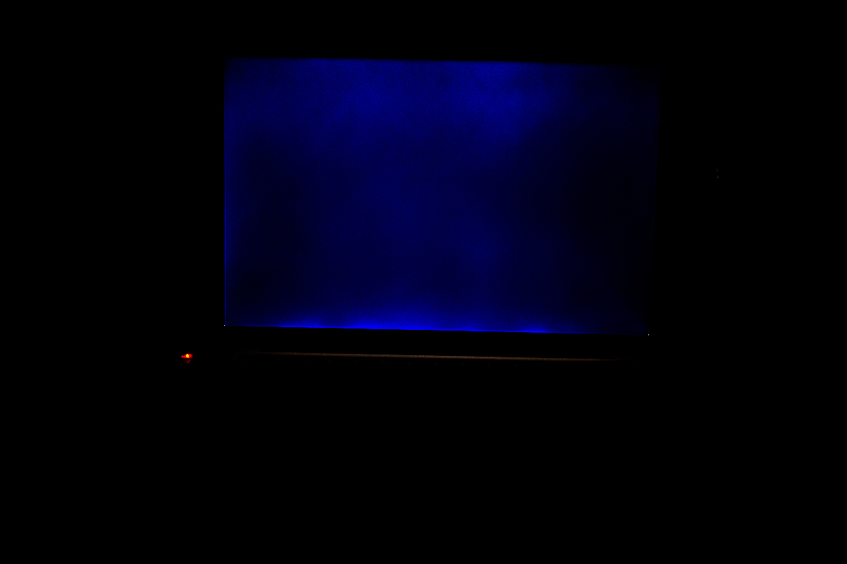 mr_unevenbacklight01-020412.jpg