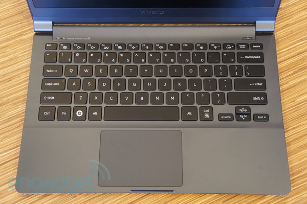 samsung-series-9-2012-keyboard.jpg