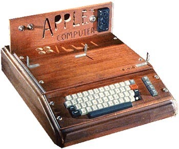 apple_1-11365472.jpg