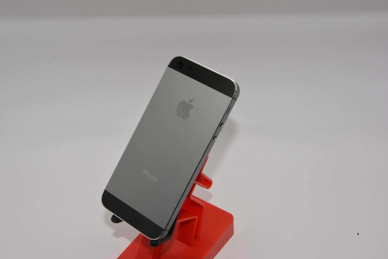 graphite_iphone5s1-800x534.jpg