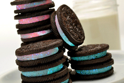bad-ass-cookie-galaxy-oreo-cookie-yum-Favim.com-231797.gif