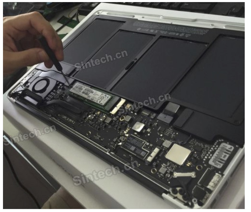 how_to_install_MAX_OX_in_NGFF_SSD.jpg