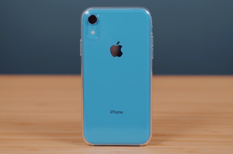 iphone_xr_clear_case_on.jpg