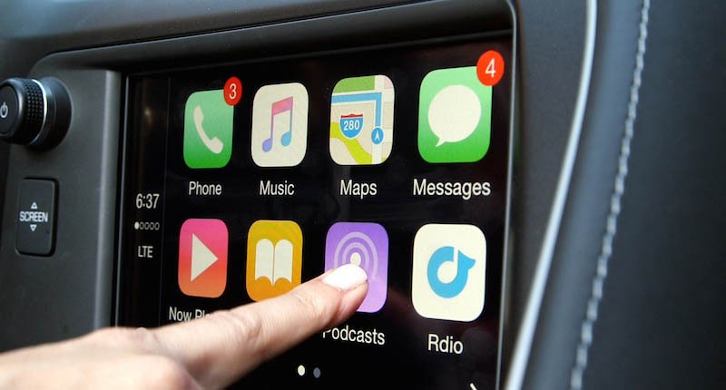 Corvette-CarPlay-800x430.jpg