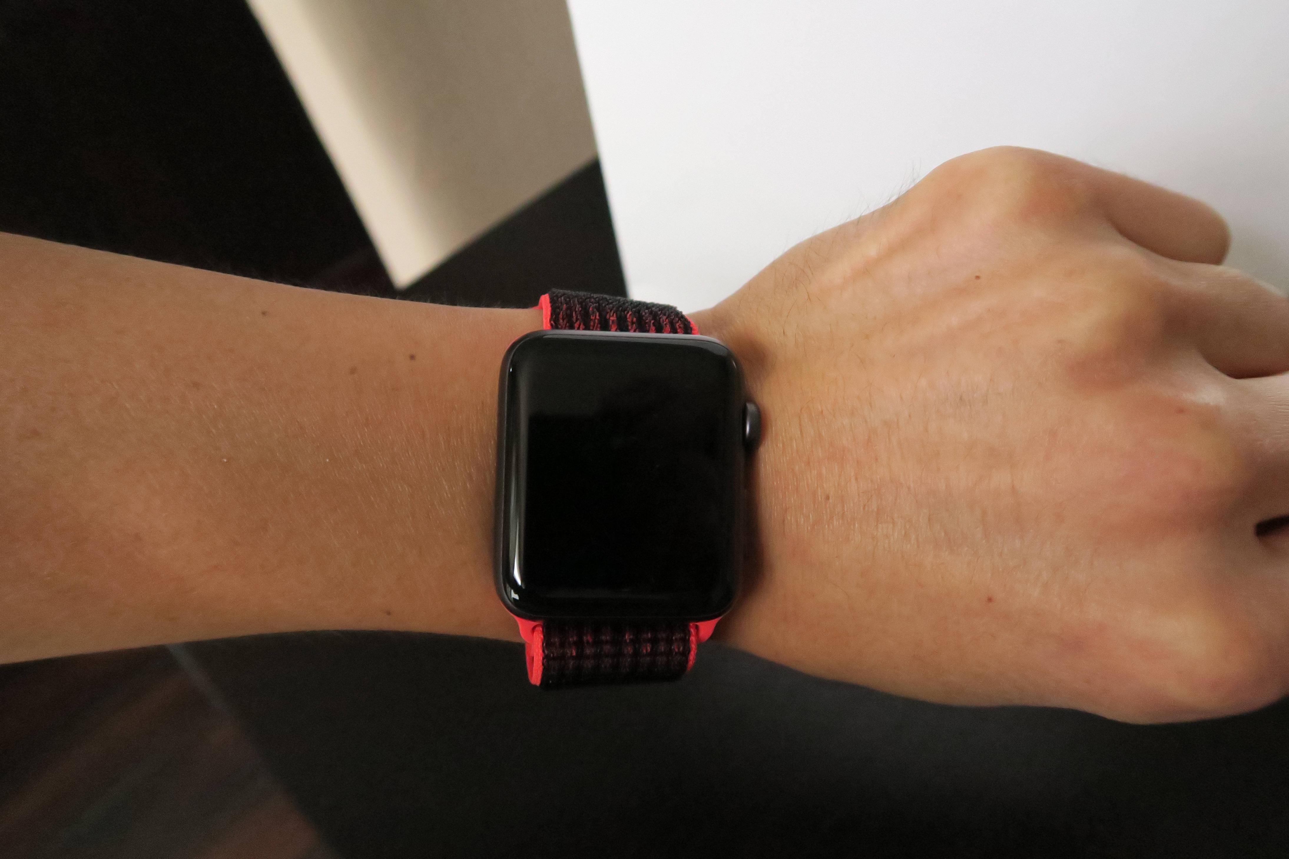 nike loop band