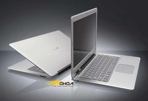 Acer-3951-Copy-Of-The-Macbook-Air.jpg