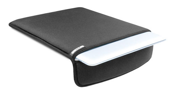 RTEmagicC_incase_macbookair.jpg.jpg