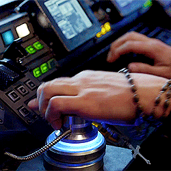 tumblr_mu1tudypRq1qzkdnwo4_250.gif