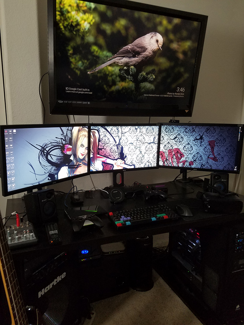 desk_aug2016.jpg