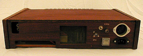 apple-1-rear2_f.jpg