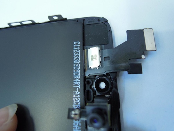 iphone_5_earpiece_speaker_removed.jpg