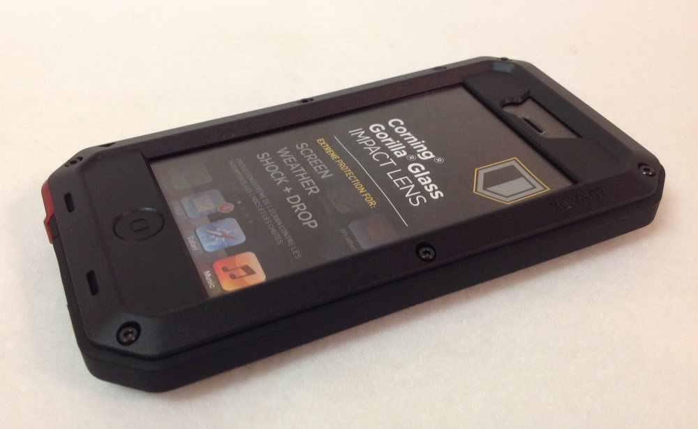 LUNATIK iPhone 15 Pro Case — Taktik Extreme