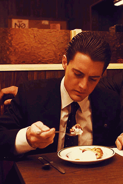 tumblr_n2lpnjBx3f1qjlvnlo1_250.gif