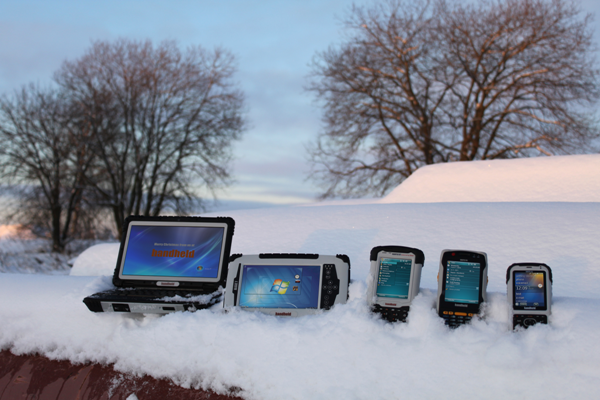 Handheld-in-snow-600x400.png