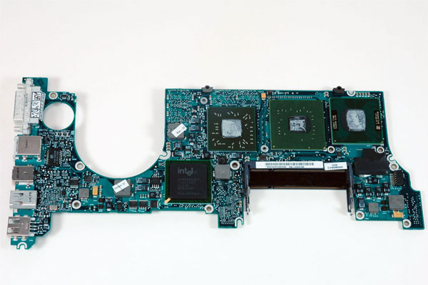mbp-c2d-inside-3.jpg