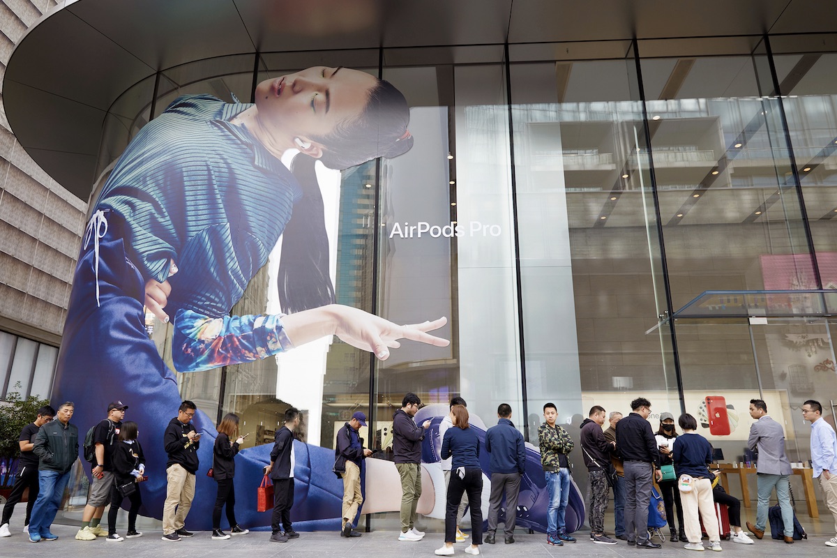 airpods-pro-launch-1.jpg